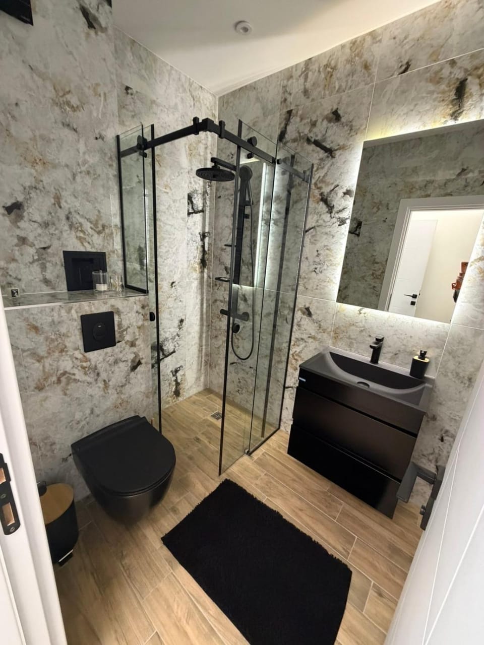 Shower, Bathroom