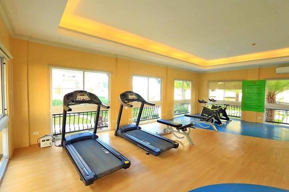 Fitness centre/facilities, Swimming pool