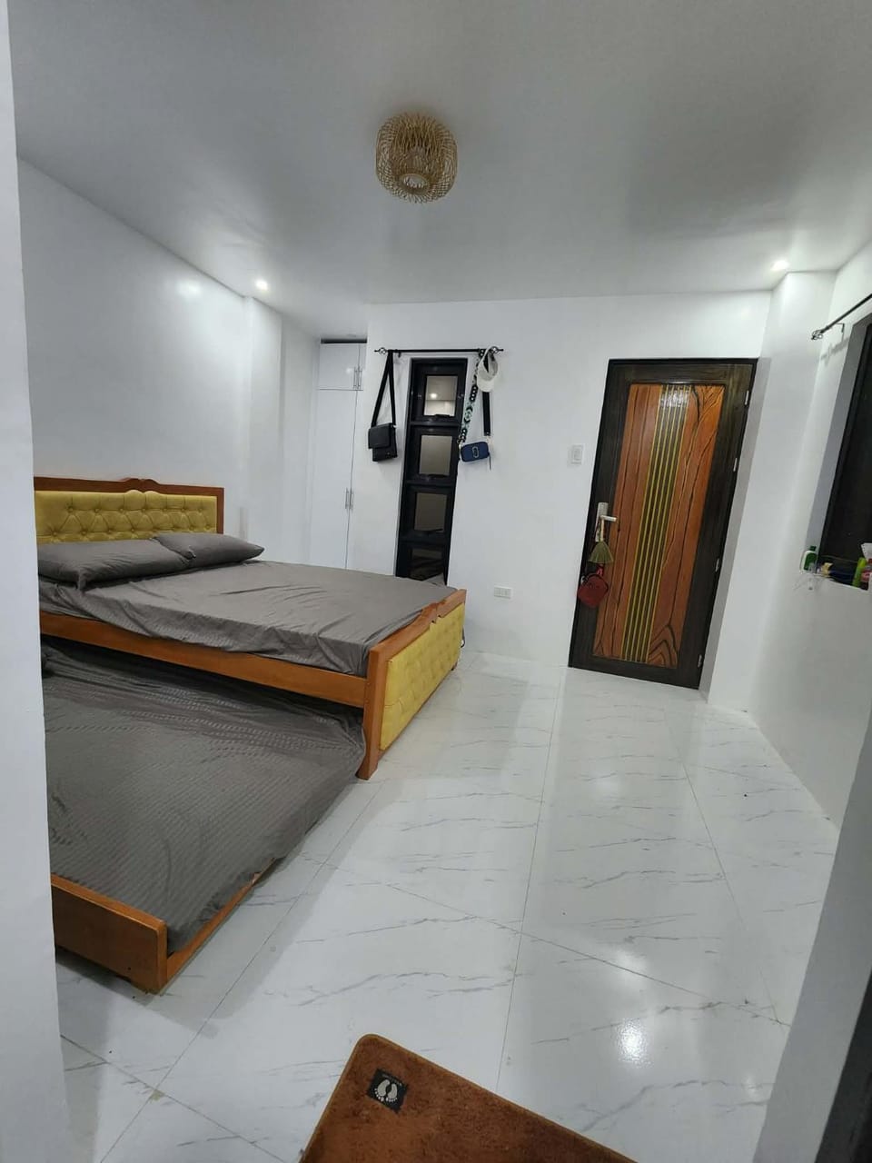 EL JAE'S Guesthouse 3 bdrms 10-15pax Bed and Breakfast in Ilocos Region