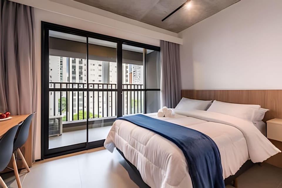 BHaus Brooklin On Florida - Studio com Varanda - Academia - Lavanderia pay per use - Recepção 24h - Mini mercado - Metrô - fd8 Apartment in Sao Paulo City