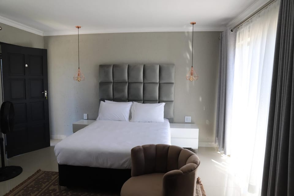 Amahle Guesthouse Bush Bed and Breakfast in South Africa