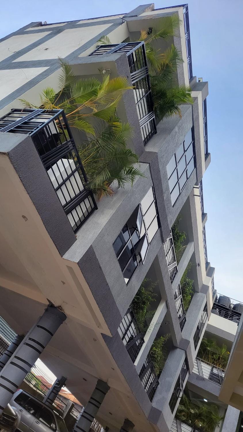 Property building, Day, Neighbourhood, City view, Street view