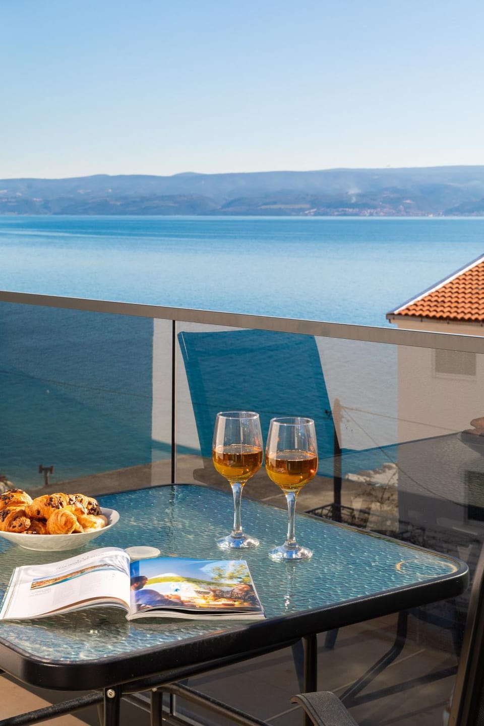 Balcony/Terrace, Food and drinks, Dining area, Sea view