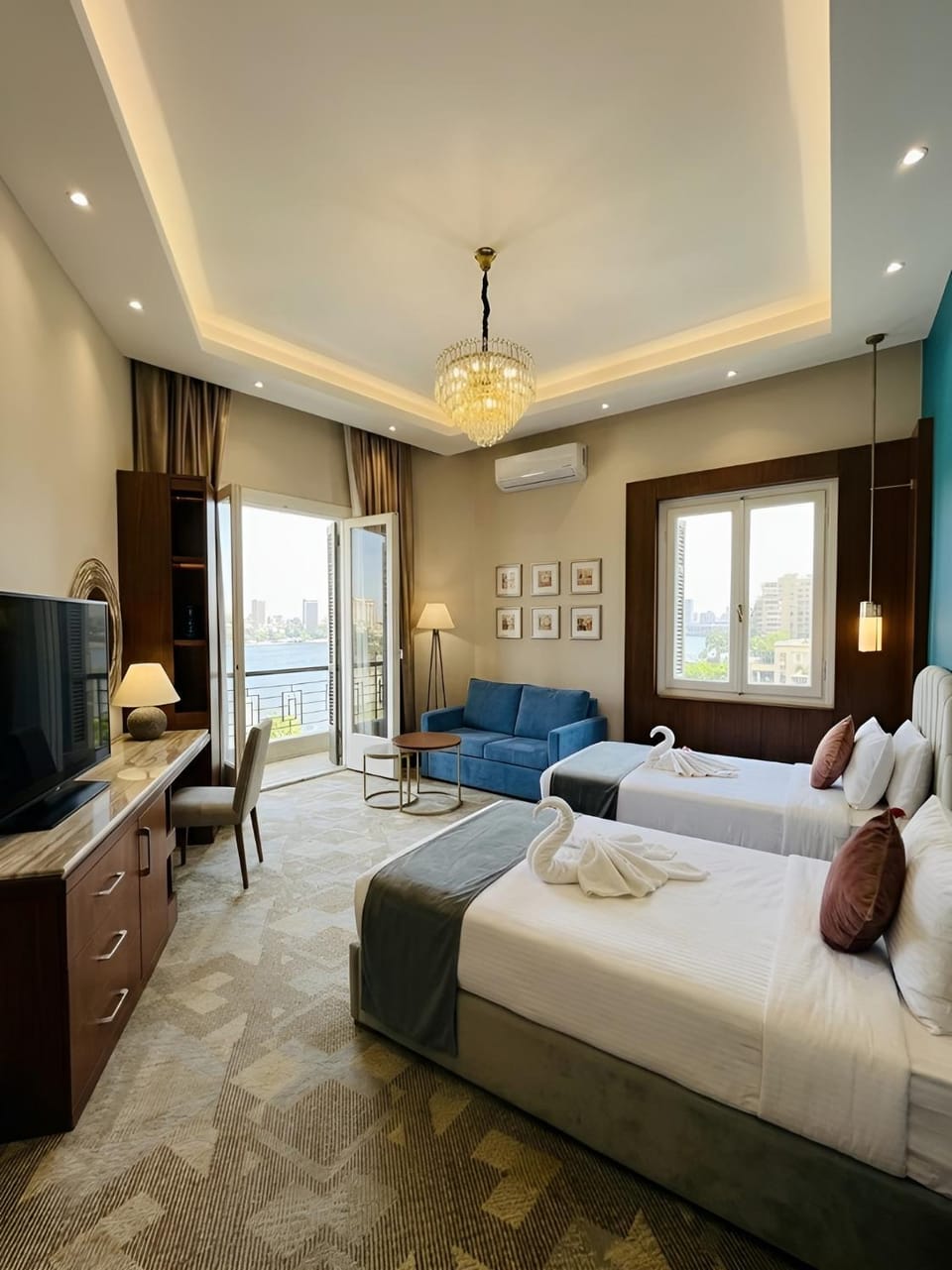 Balcony/Terrace, Balcony/Terrace, Bedroom, River view, towels