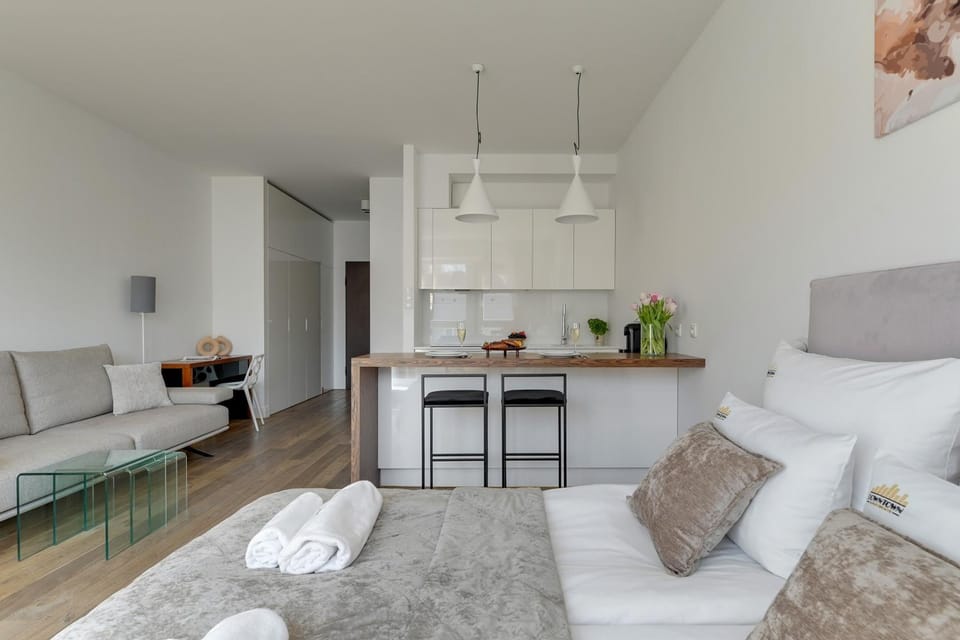 Kitchen or kitchenette, Living room, Seating area, towels