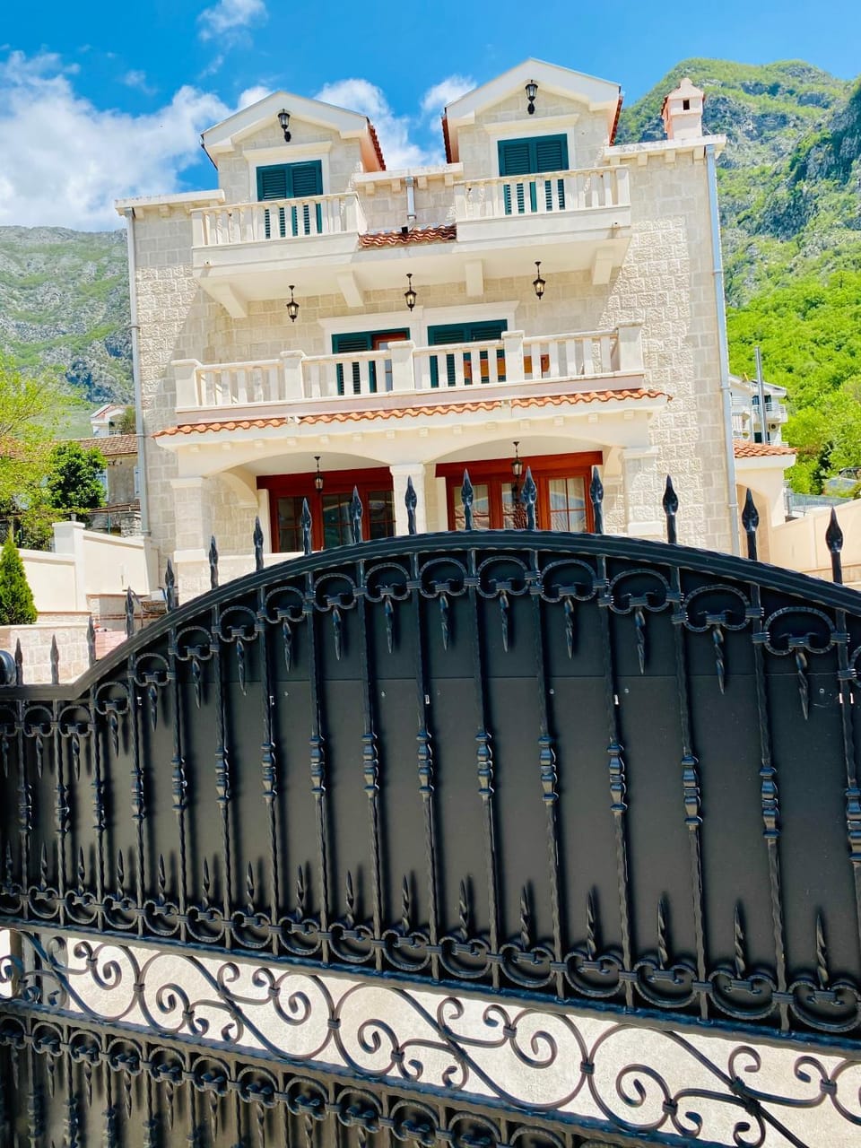 Villa Blanca - Risan Apartment hotel in Kotor Municipality