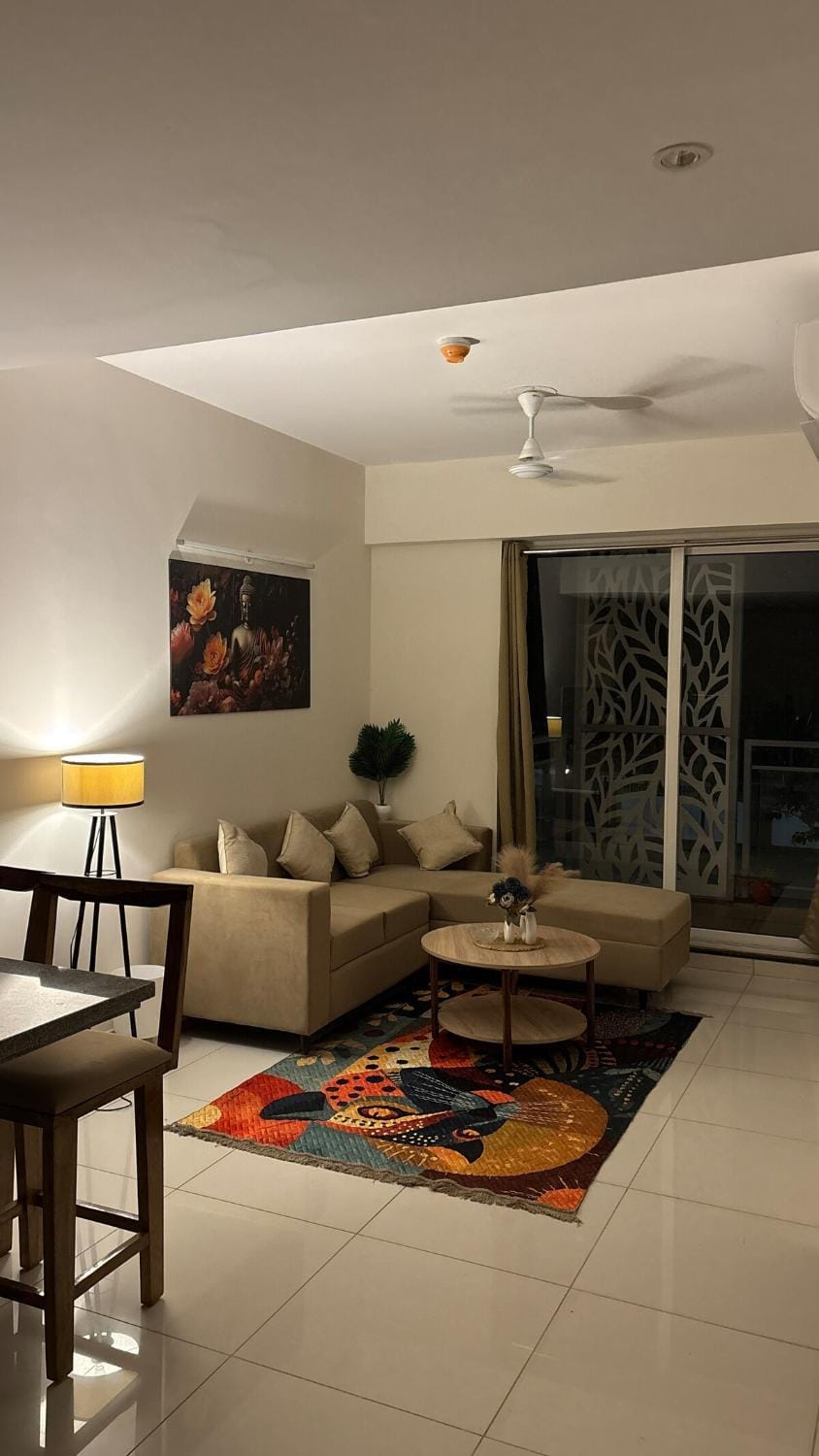 Luminara Suites Couple friendly Expo Mart Apartment in Noida