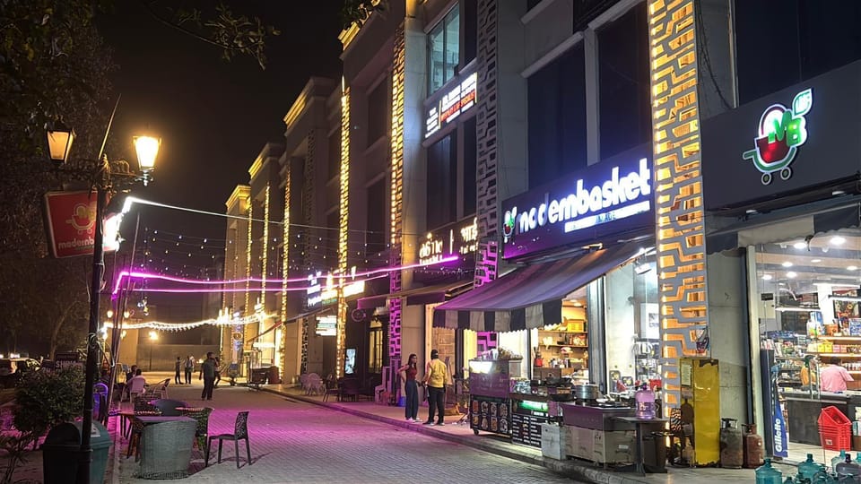 Luminara Suites Couple friendly Expo Mart Apartment in Noida