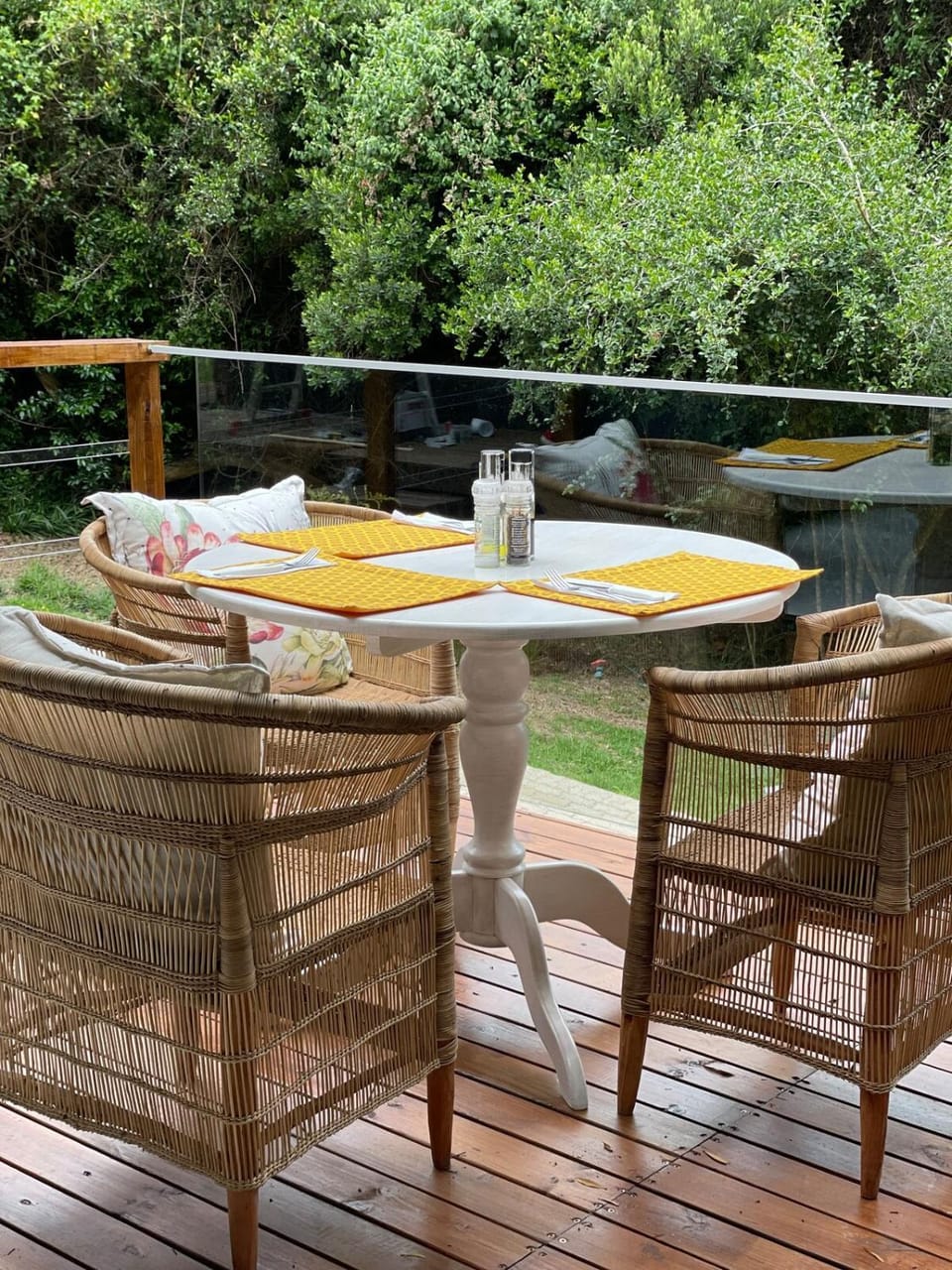 Hidden Forest Cabin - The Roaming Guineafowl Cabin in Western Cape