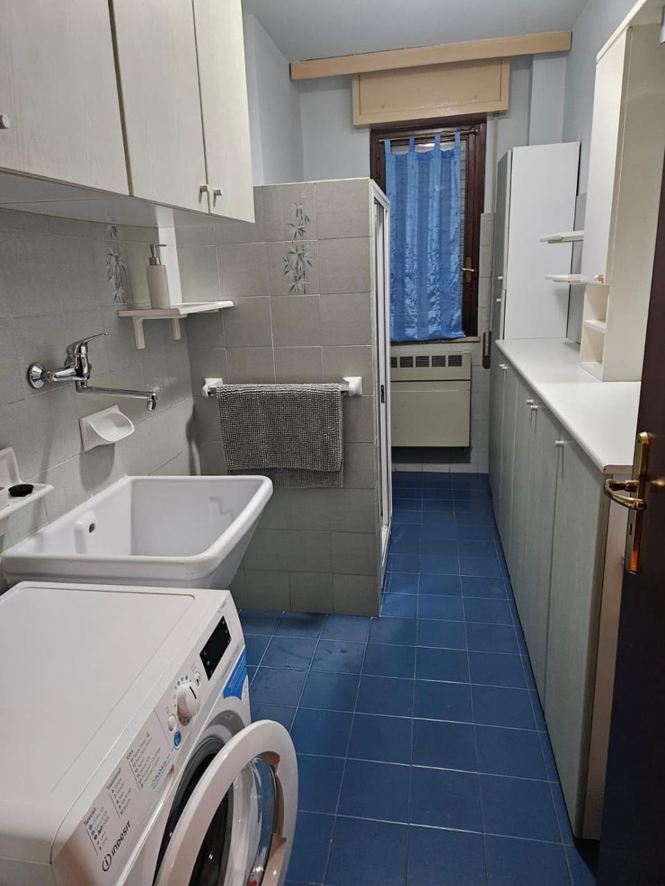 Bathroom, pet friendly, washing machine