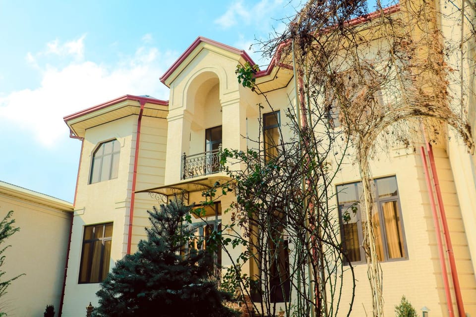 SAMARKAND HOTEl ELANI Bed and Breakfast in Europe