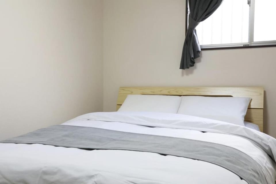 Nishikujo Base Apartment in Osaka