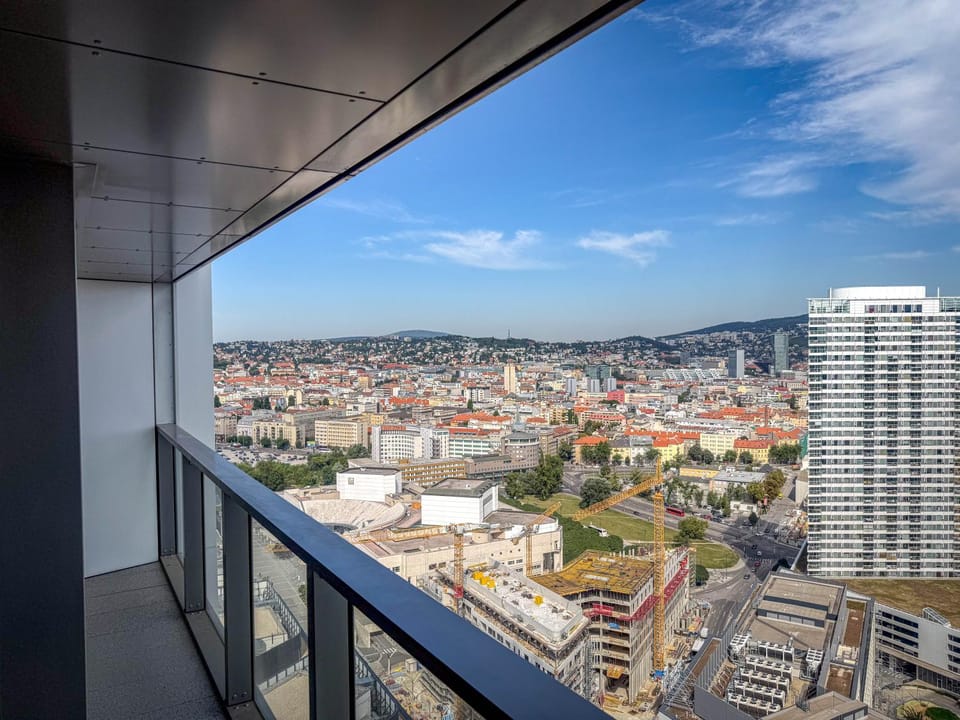 Day, View (from property/room), Balcony/Terrace, City view