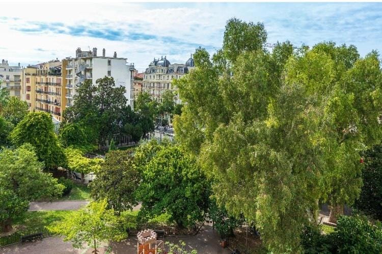 Nice City Center 2 Bedrooms Balcony Air Conditioning Apartment in Nice