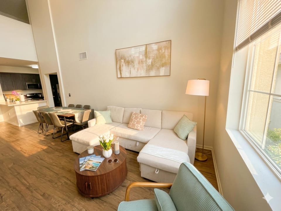 Living room, Entertainment