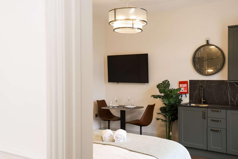 Lovely Studio Flat on Bath Road - Flat 10 Apartment in Bristol