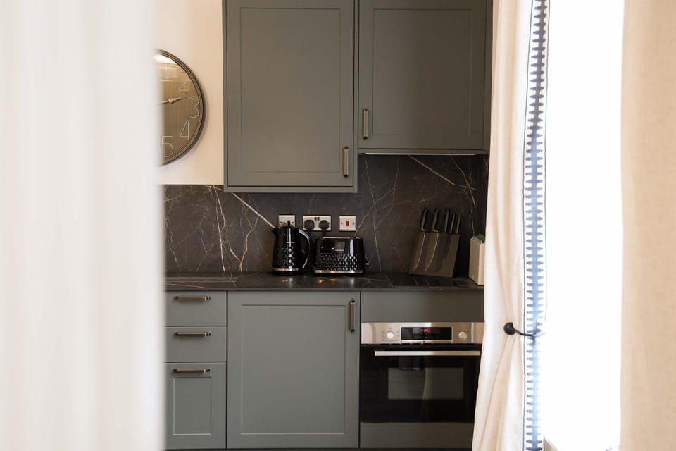 Lovely Studio Flat on Bath Road - Flat 10 Apartment in Bristol