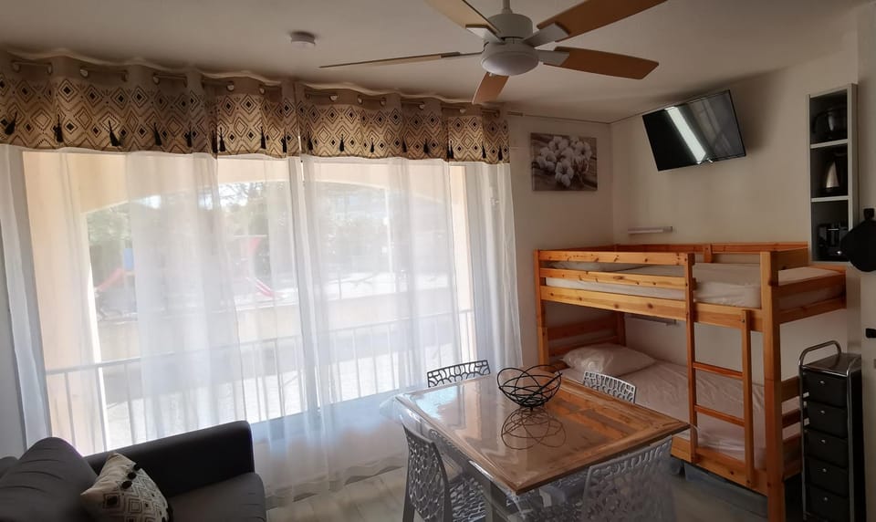 Studio Grau d'Agde Résidence à 2mn à pied de la mer Apartment in Agde
