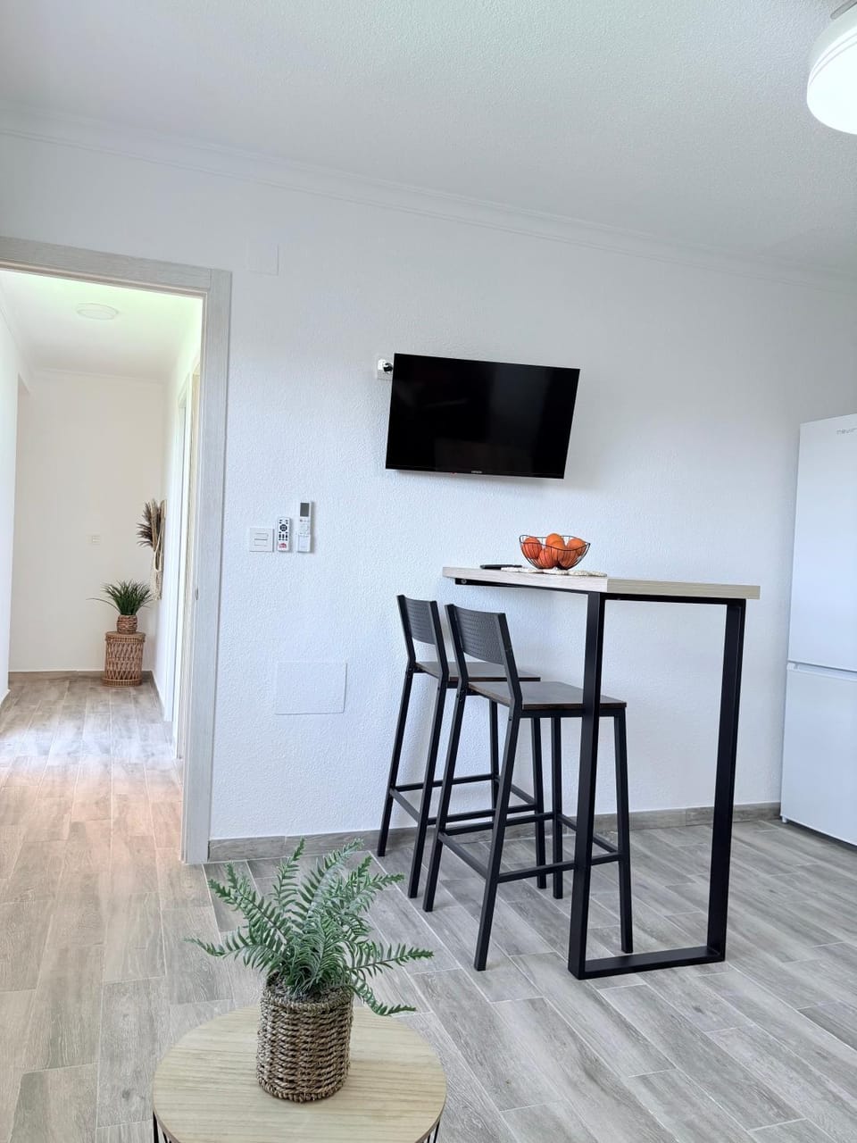 TV and multimedia, Dining area