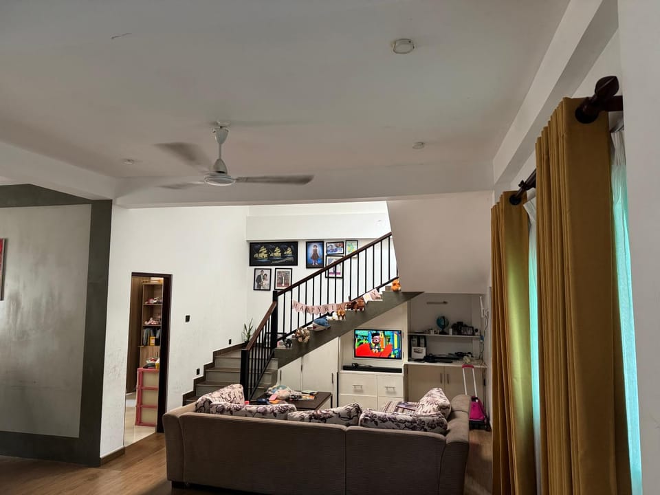 Communal lounge/ TV room, TV and multimedia, Living room