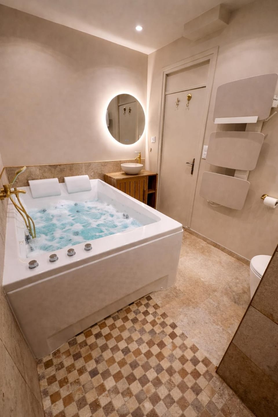 Hot Tub, Spa and wellness centre/facilities