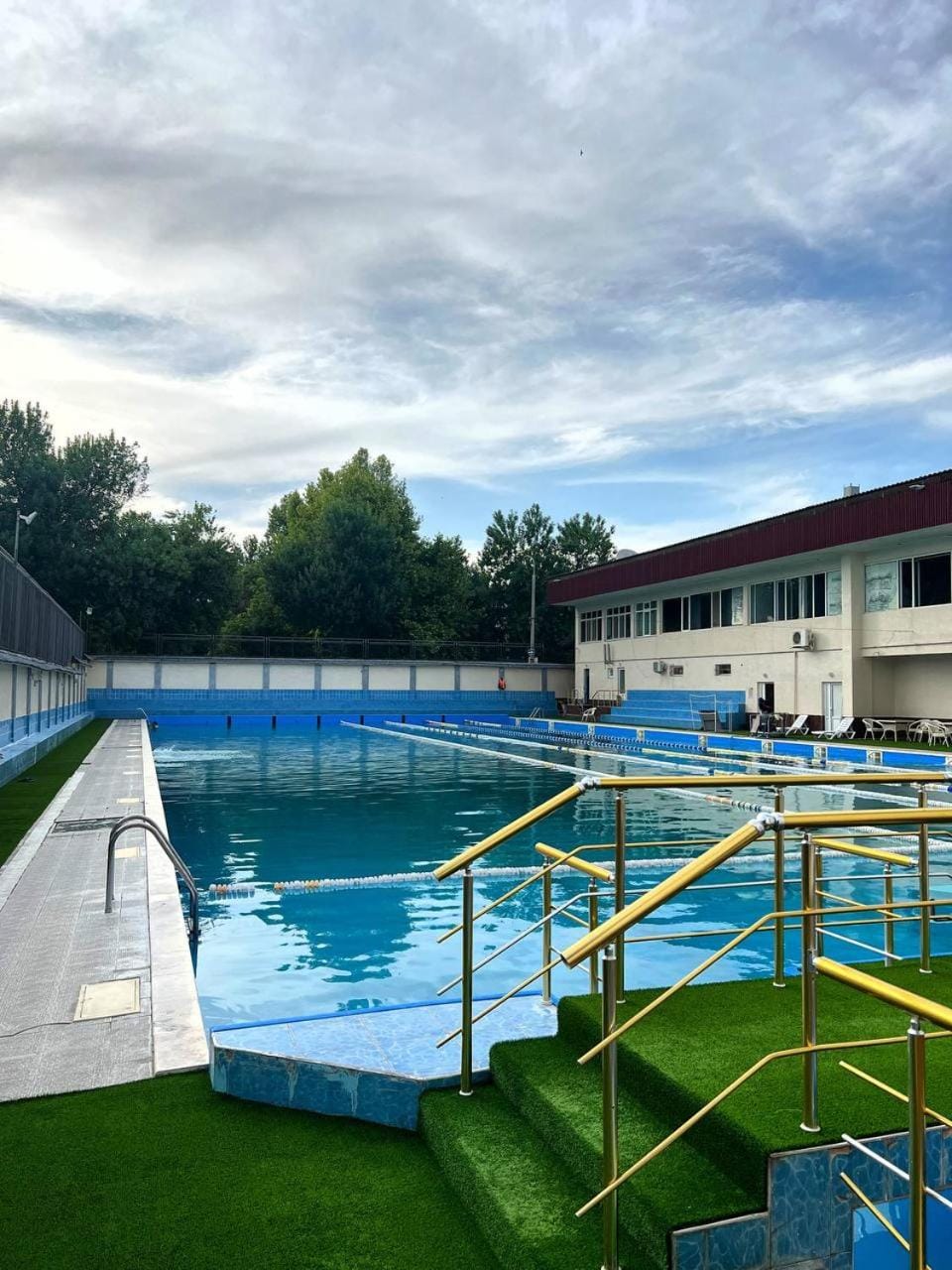 Pool view, Swimming pool