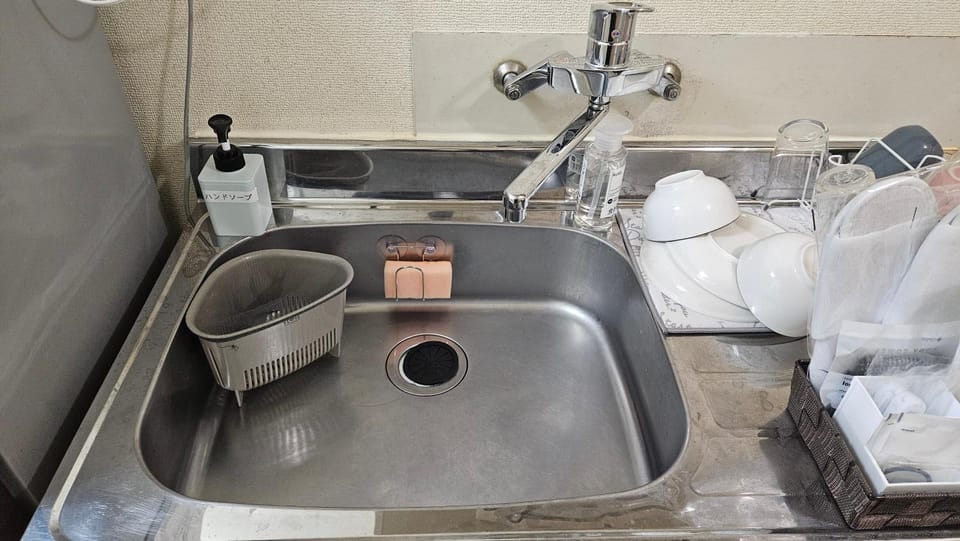 Kitchen or kitchenette, kitchen