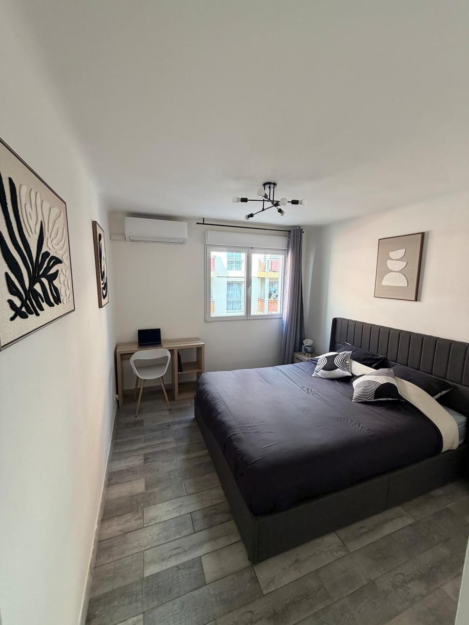 La Perle de Juan train station 400m away beach 9 min walk Apartment in Antibes