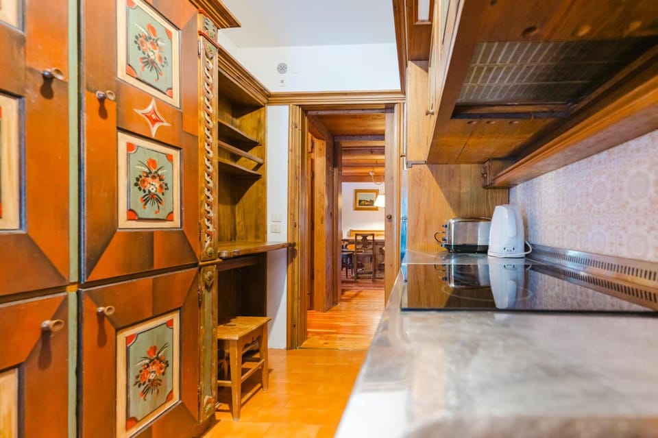 Kitchen or kitchenette, kitchen