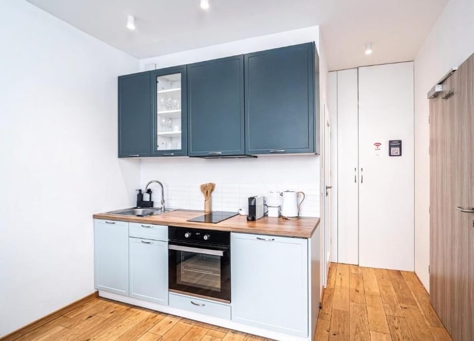 Kitchen or kitchenette, stove