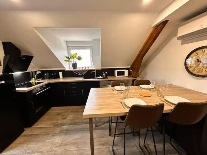 Logement Pirate themed suite with parking Apartment in Switzerland