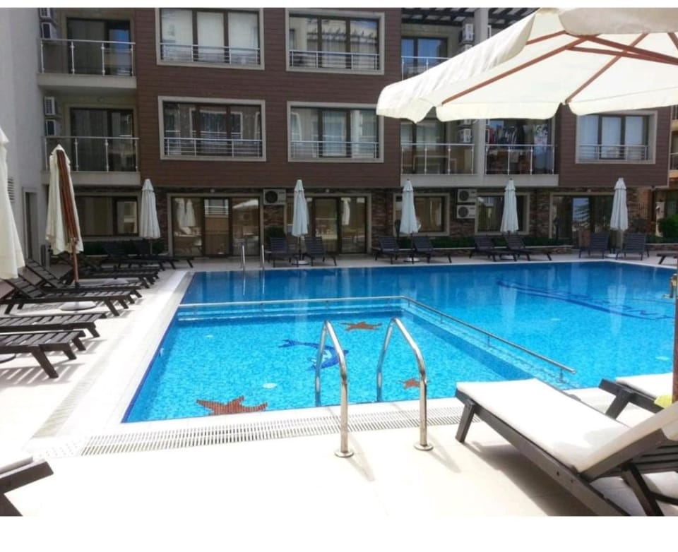Луксозен Апартамент под наем в Комплекс Хоризонт град Созопол Apartment in Sozopol