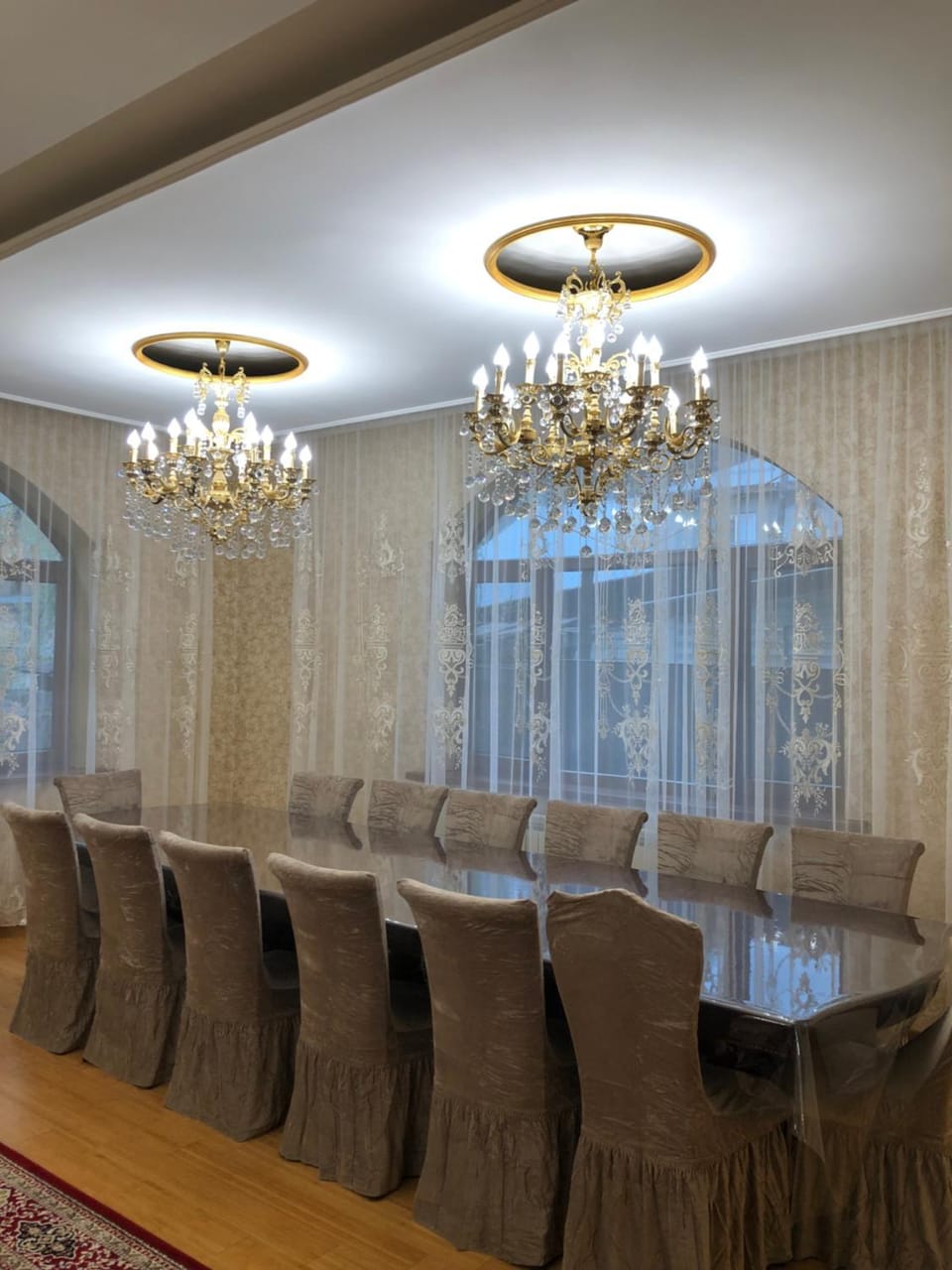 4-Bedroom Family Cottage in Almaty House in Almaty