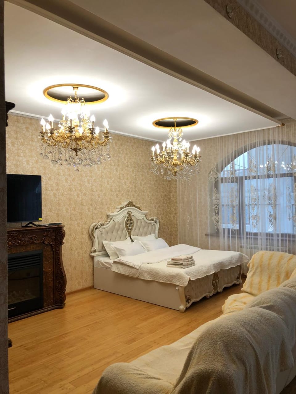 4-Bedroom Family Cottage in Almaty House in Almaty