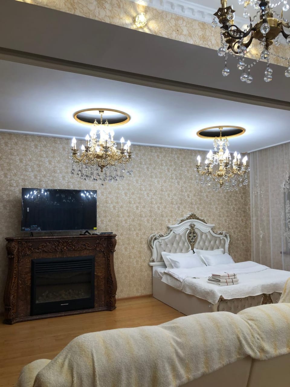 4-Bedroom Family Cottage in Almaty House in Almaty