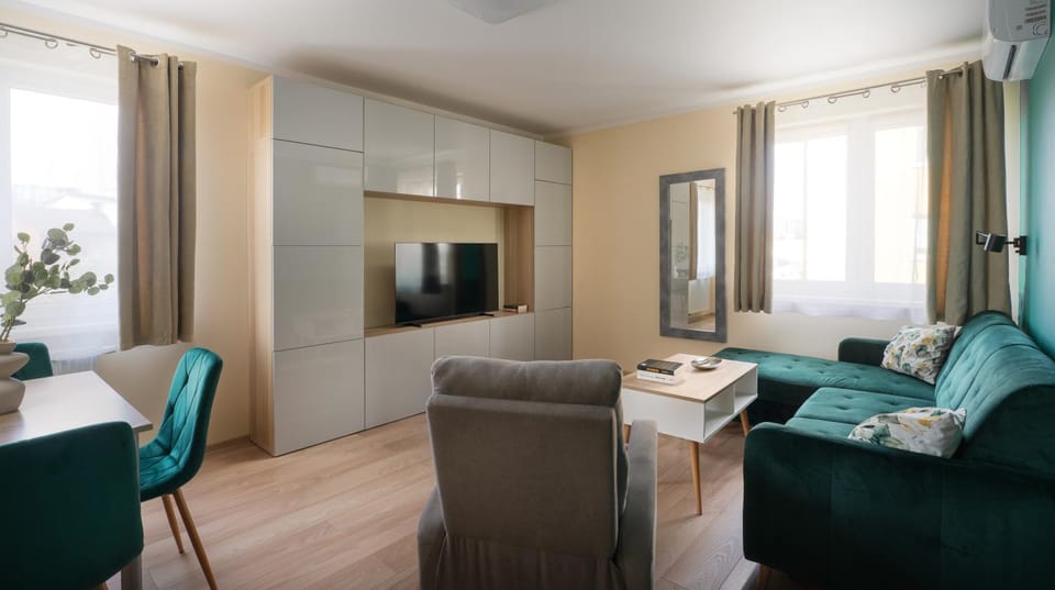 TV and multimedia, Living room