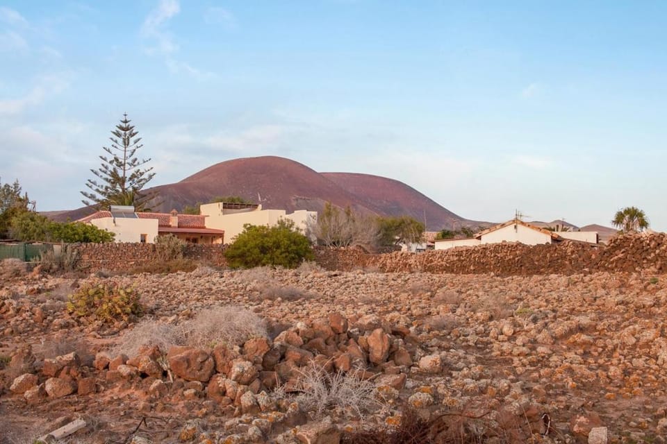 Cozy Villa Sol spacious home for 6 in Lajares Apartment in Isla de Lanzarote
