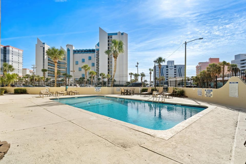 Carol Bay Unit 202 - Ocean Nearby House in Myrtle Beach