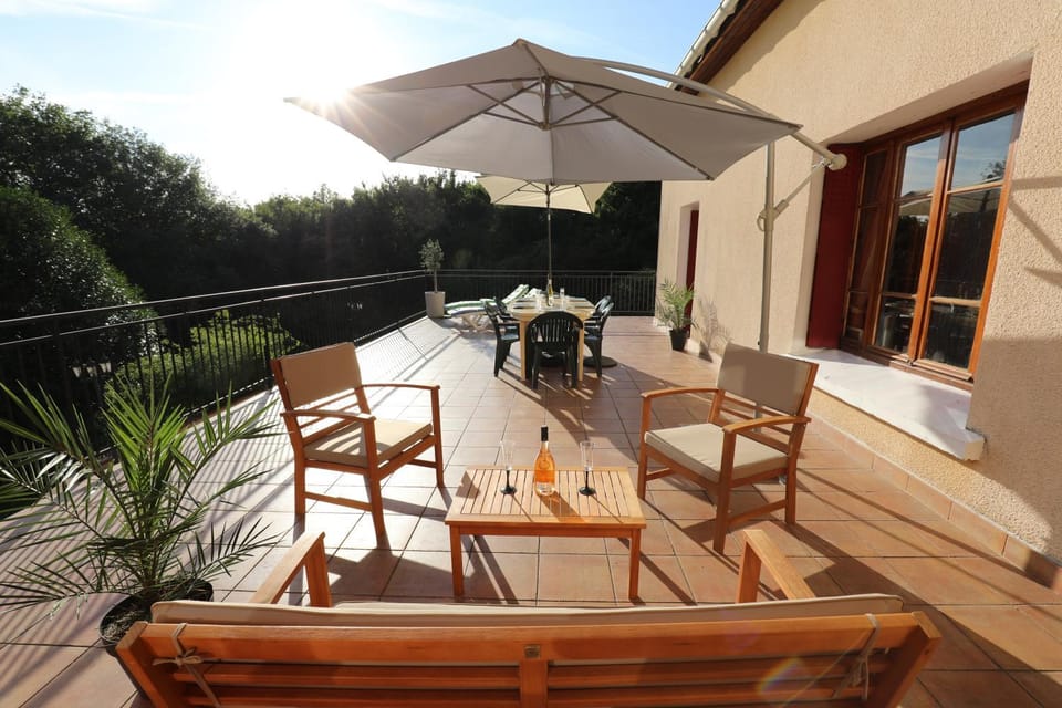 Property building, Patio, View (from property/room), Balcony/Terrace, Dining area