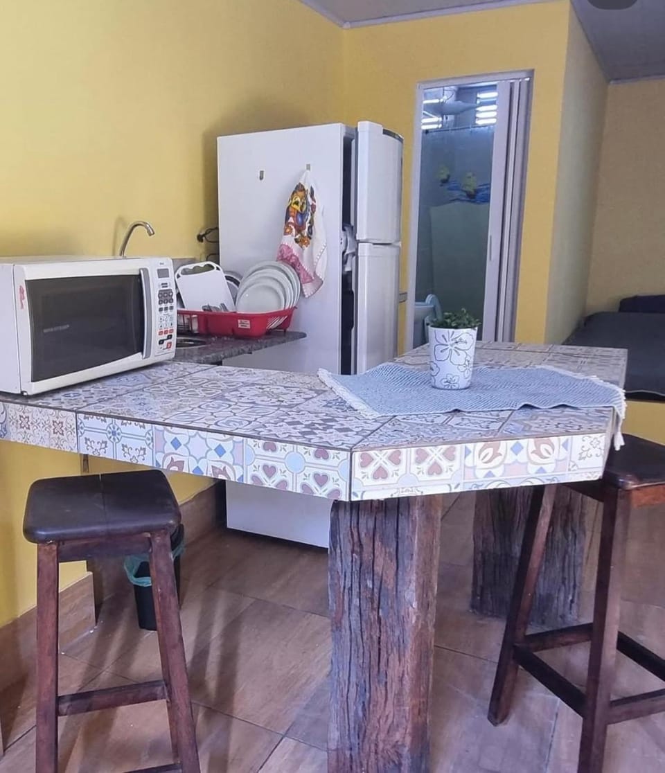 Toca da coruja Bed and Breakfast in Vila Canaa