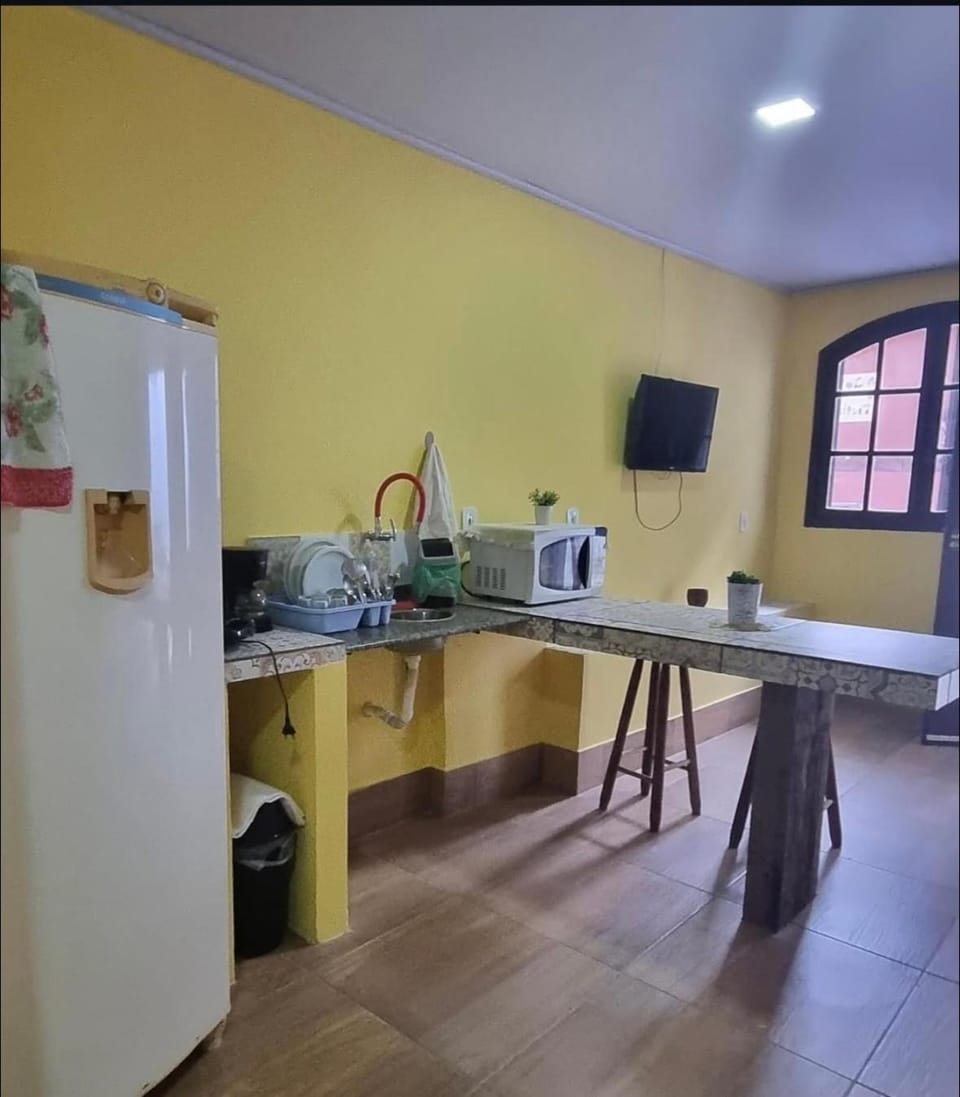 Toca da Coruja Bed and Breakfast in Vila Canaa