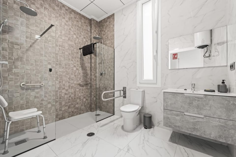 Bathroom, Living room
