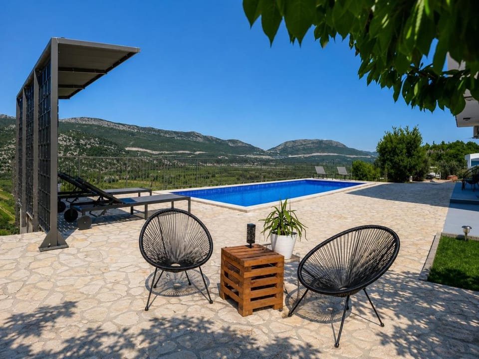 Holiday Home Vega in Nature with Pool House in Dubrovnik-Neretva County