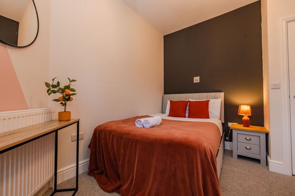 Beautiful 2 Bedroom Next to Brighton Pavilion Apartment in Brighton