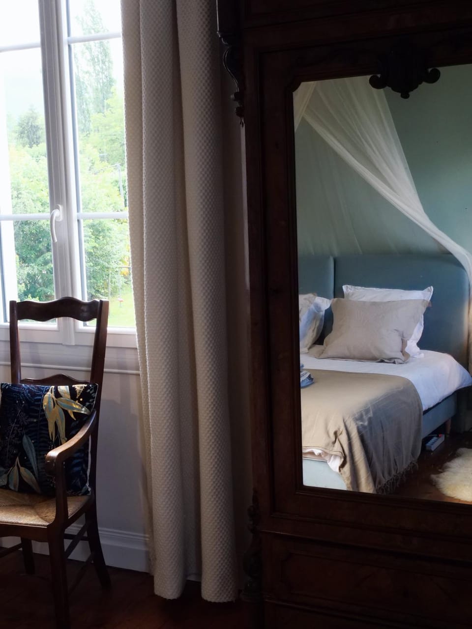 Bed, Bedroom