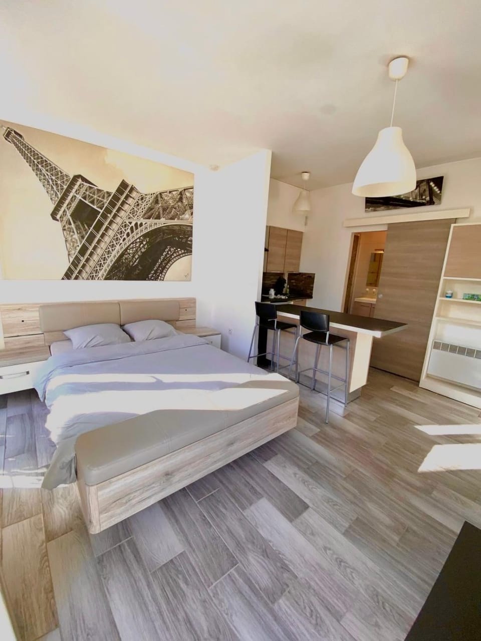 View (from property/room), Lounge or bar, Photo of the whole room, Bedroom