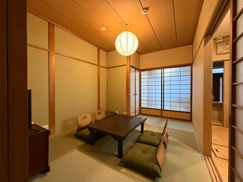 Living room, Diving