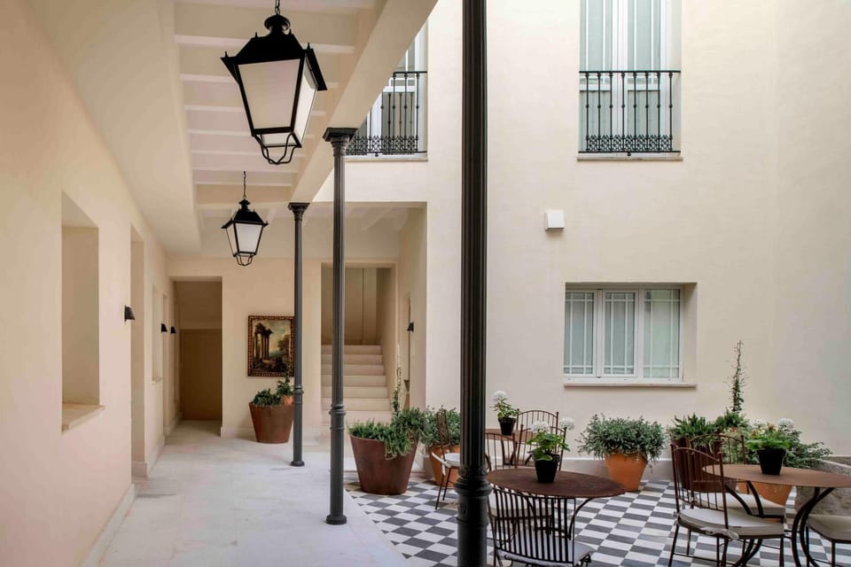 Patio, Day