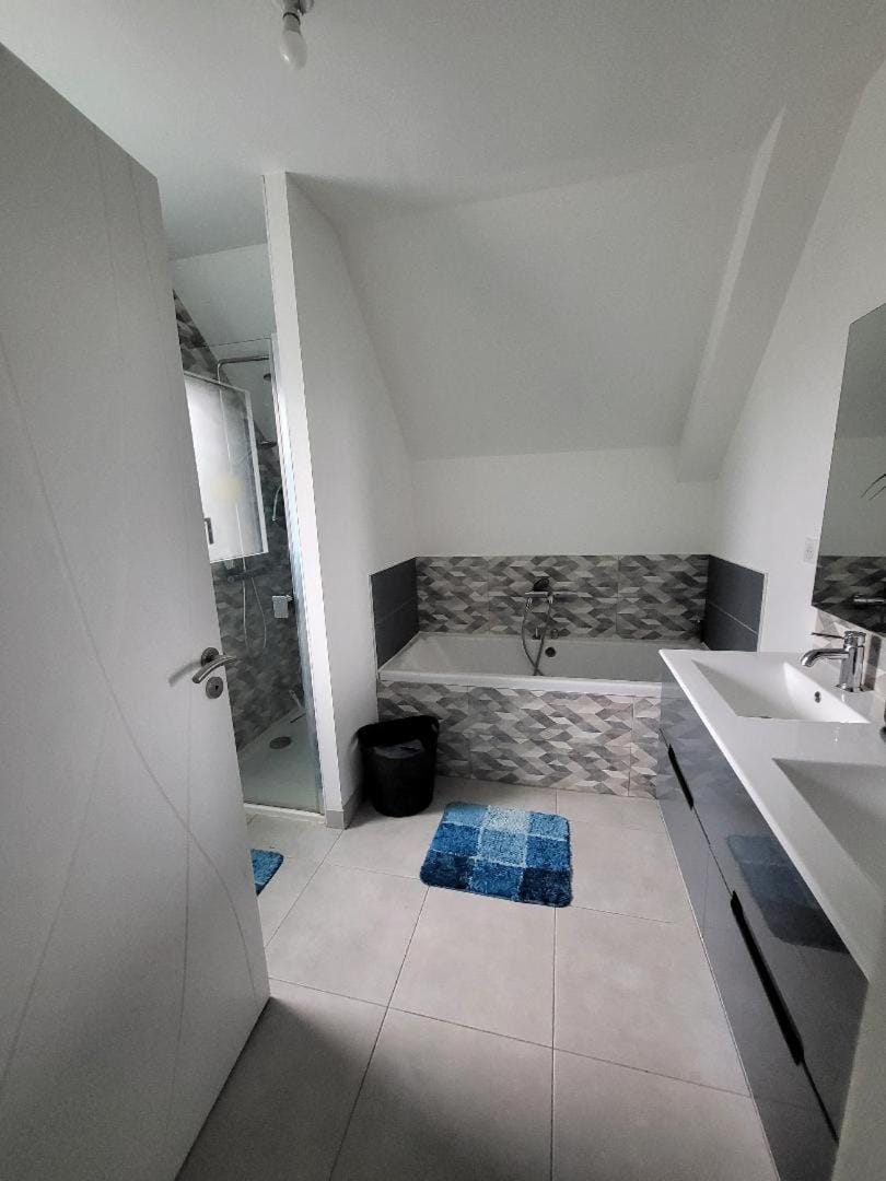Bienvenue aux abords du circuit Bed and Breakfast in Pays de la Loire