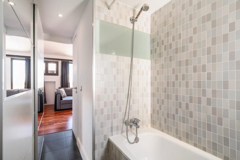 Stunning penthouse in Malasaña - Valverde Apartment in Centro